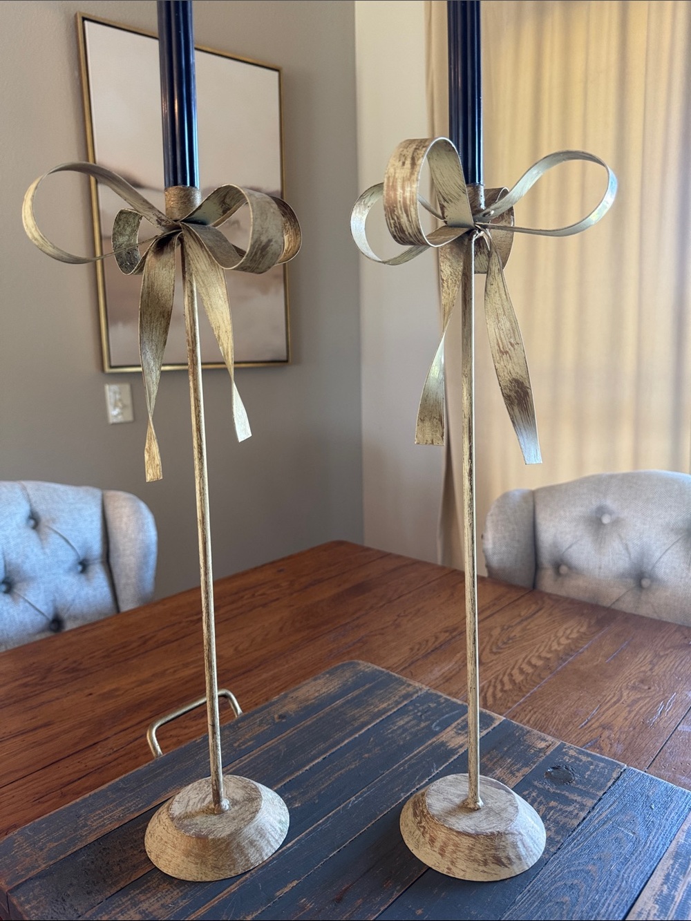 Metal Bow Candlestick Holder gold metallic
